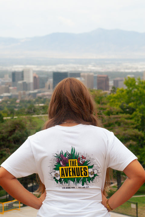 OFFICIAL "THE AVES" TEE